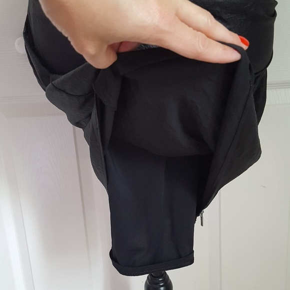 BCBGMaxAzria Bodycon 1990s Style Zipper Dress - Picture 7 of 8